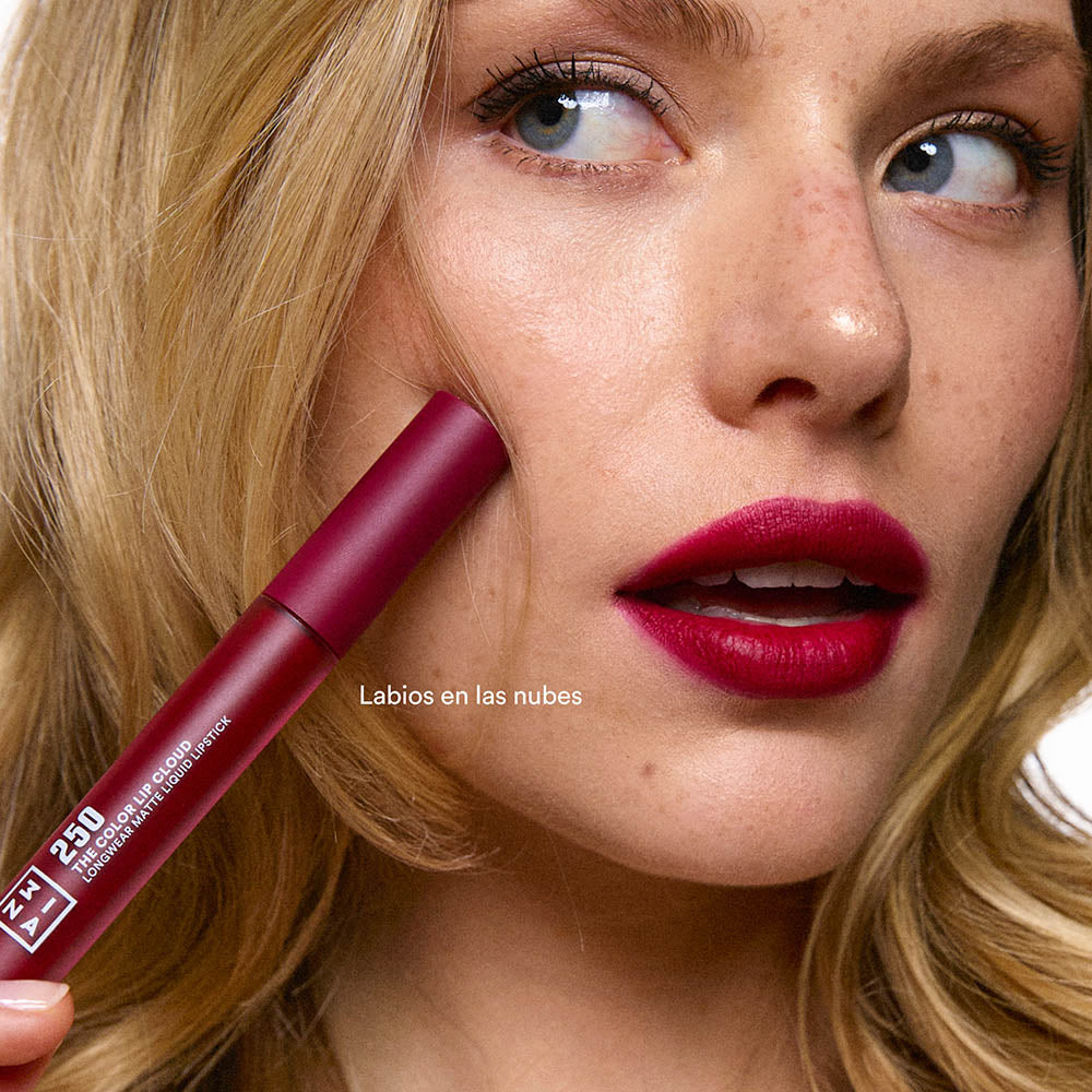 the color lip cloud 250