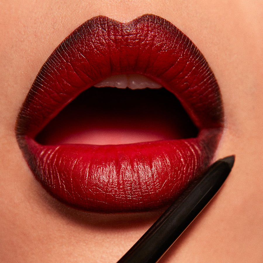The Automatic Lip Pencil 900