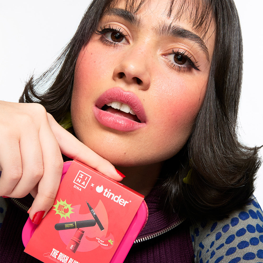 THE RUSH BLUSH KIT